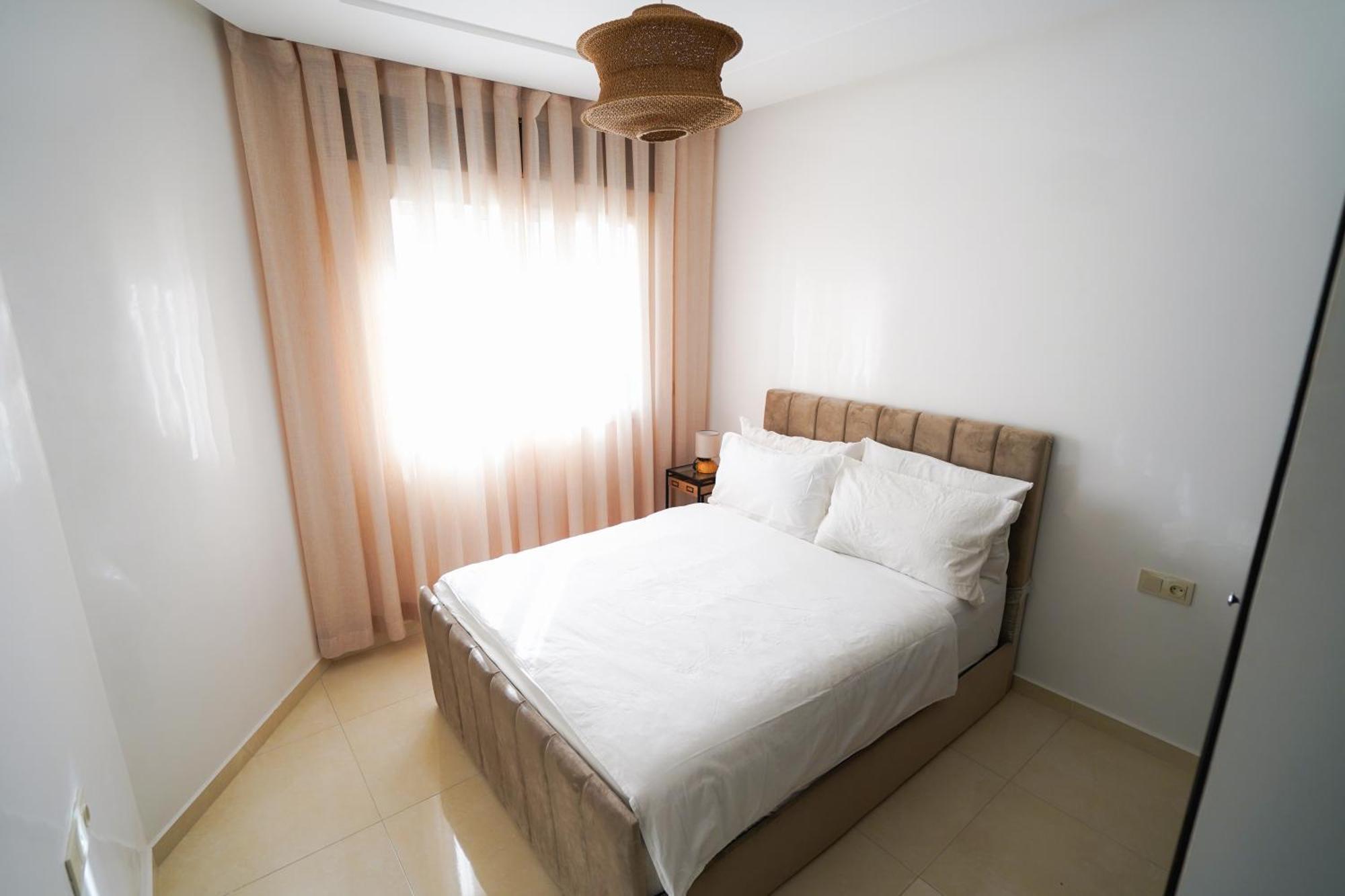 Appartement With Terasse 5 Min To Tanger Marina-Free Parking Exteriör bild